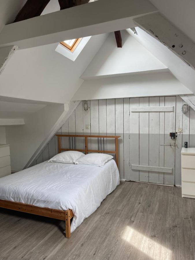 Yvana Au Coeur De La Ville Close Concarneau Kültér fotó